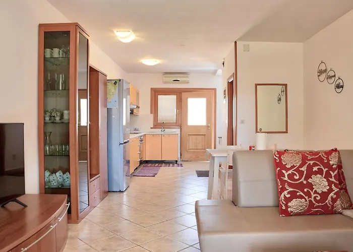 Vabriga Family With Pool Apartament *