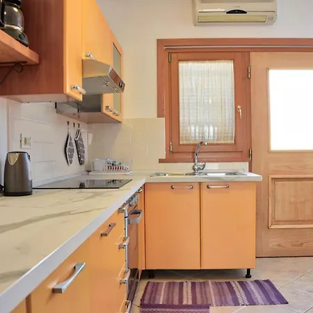 Vabriga Family With Pool Apartment *