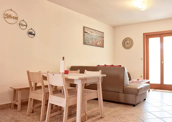 Apartmán Vabriga Family With Pool *